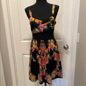 105. Element Floral Black Dress with Strappy Design and lace waistline Large